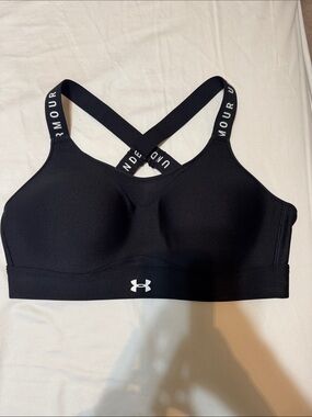 Under Armour Black Padded Sports Bra with Crossed Straps medium